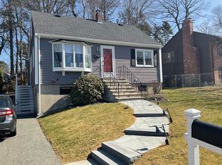 18 Ridgeway St, Dedham, MA 02026