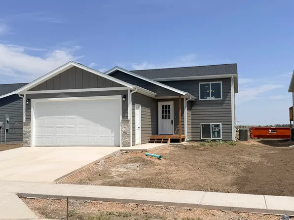 4108 McIntosh Ln, Rapid City, SD 57703