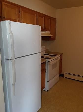 Updated kitchen with all appliances
