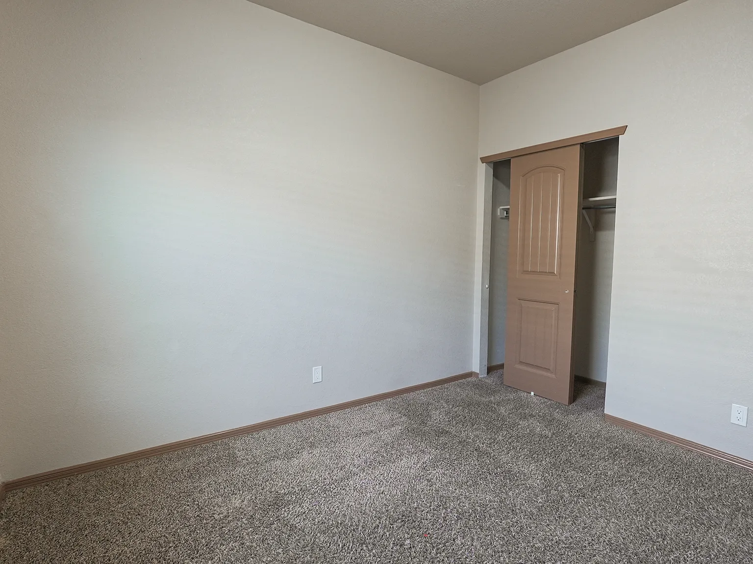 4941 Ruben Soto - 1 — Photo 3