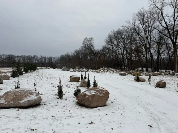 Butternut Dr, Sturgis, MI 49091