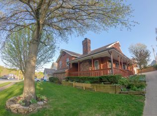 1534 W Highpoint Cir, Springfield, MO 65810