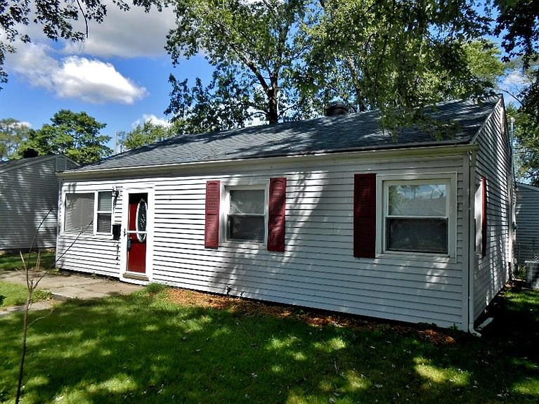 1st image of 1106 W 42nd Ave