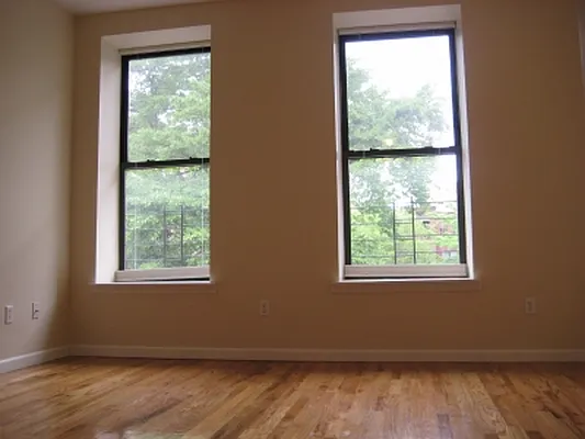 Rented by Citi Habitats | media 37