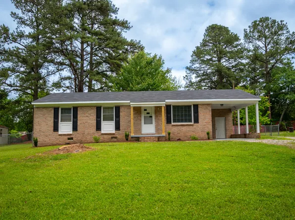 434 Lightwood Ln, Henderson, NC 27537
