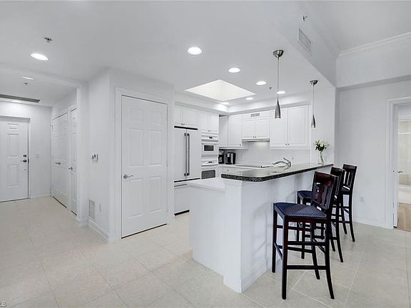 4th image of 2728 Tiburon BLVD E #A-406