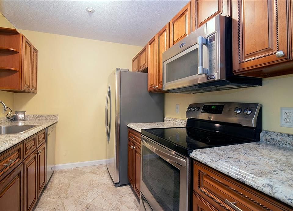 1st image of 19 Apache Dr Unit E