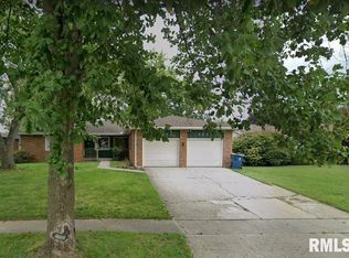 2625-2627 Delaware Dr, Springfield, IL 62702