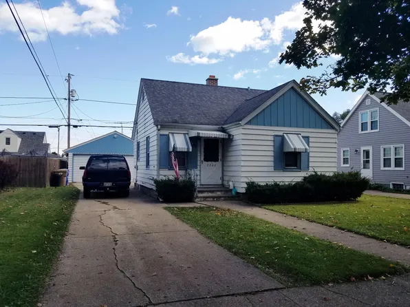 7725 23rd Ave, Kenosha, WI 53143