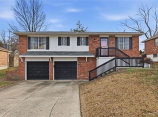 16515 E 35th Ter S, Independence, MO 64055