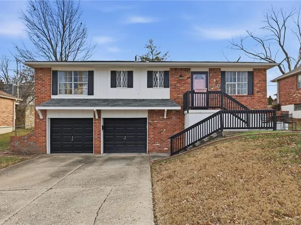 16515 E 35th Ter S, Independence, MO 64055