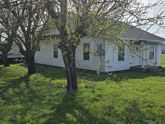 5th image of 614 N 2nd St
