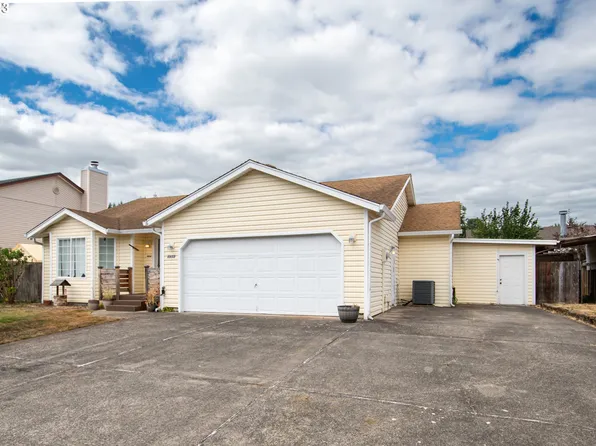1955 Whitetail Ln, Woodland, WA 98674