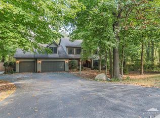 611 River Birch Dr, Yorkville, IL 60560