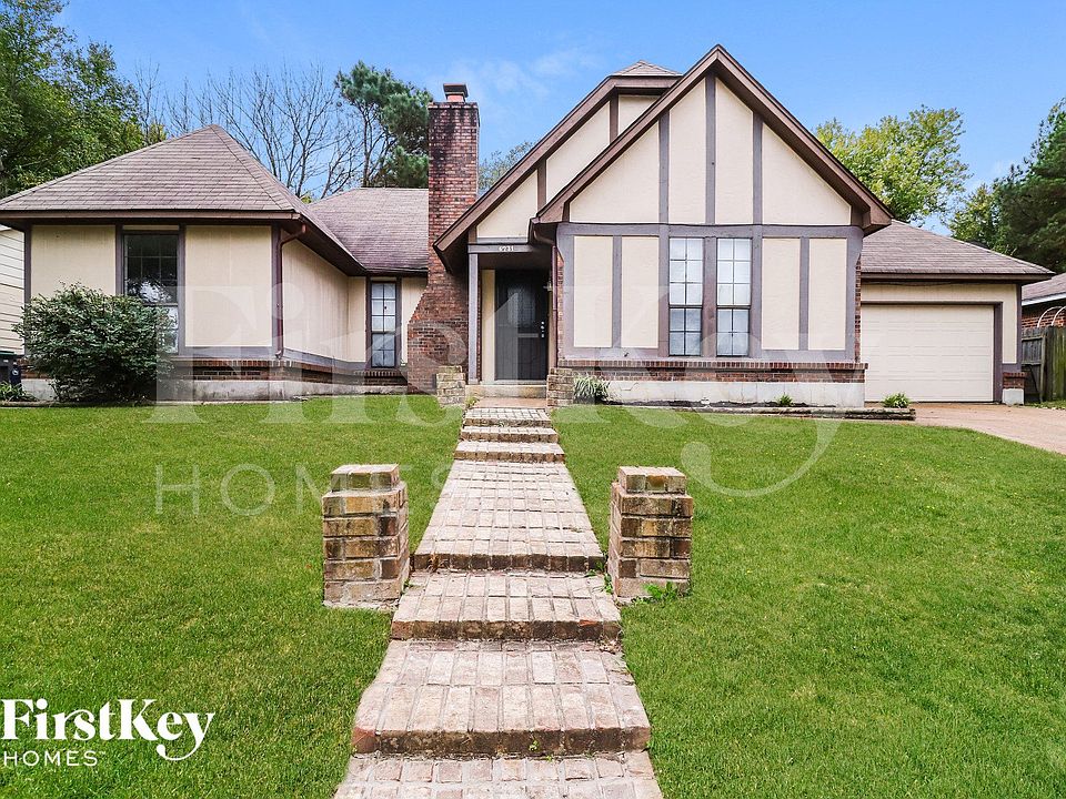1st image of 6731 Valley Bend Dr