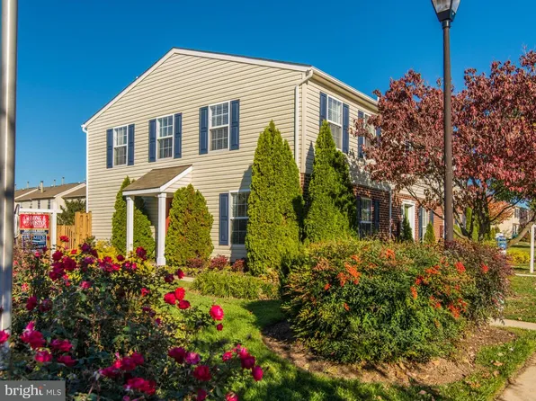 585 Lancaster Pl #585, Frederick, MD 21703
