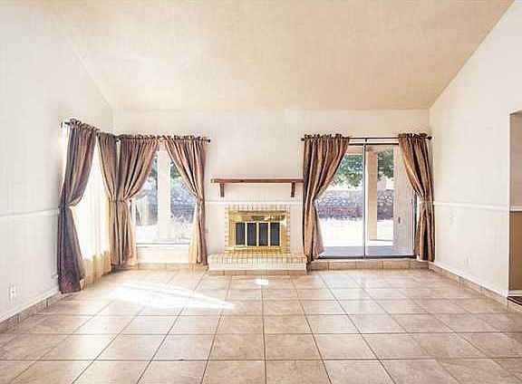 5th image of 609 El Gusto Dr
