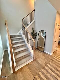3rd image of 107 Parkland Dr
