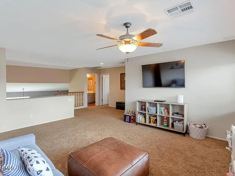 2244 W Spur Dr — Photo 13