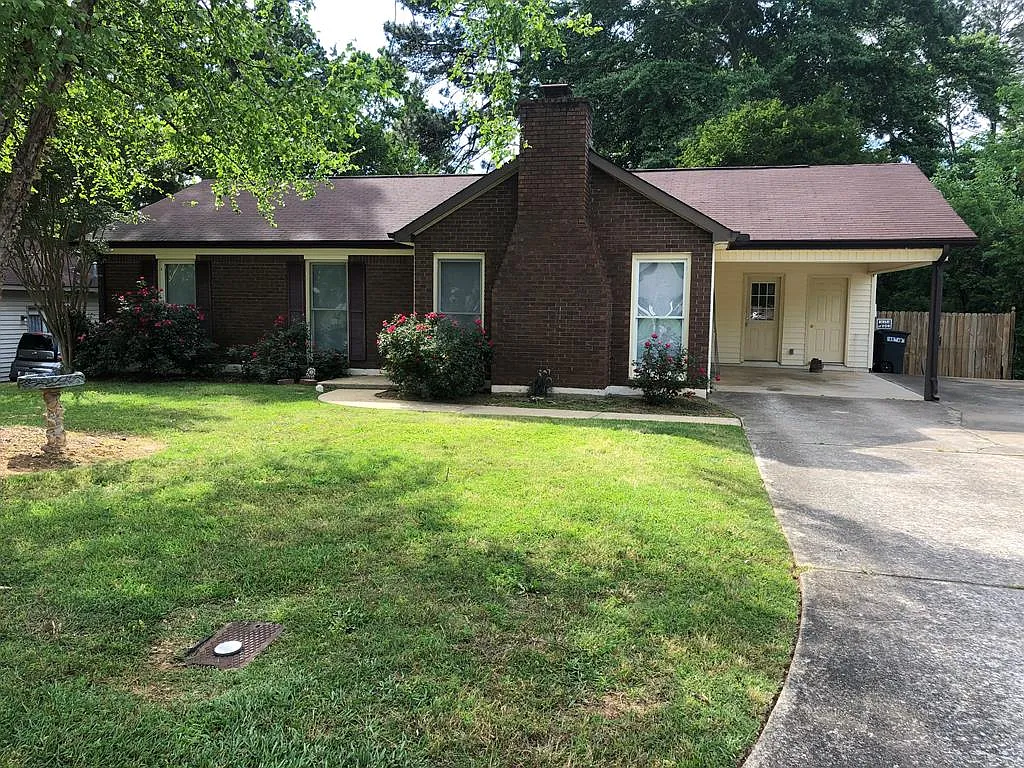 5653 Jamestown Dr photo 1