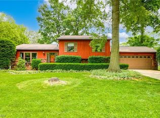 249 Indian Hills Dr, Tallmadge, OH