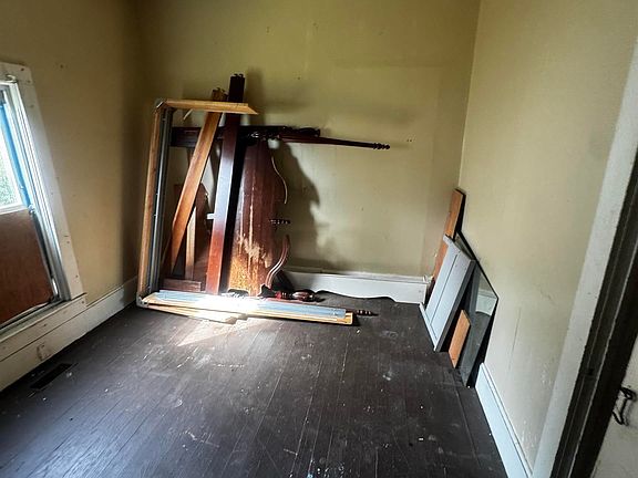 4th image of 6 Hammett St