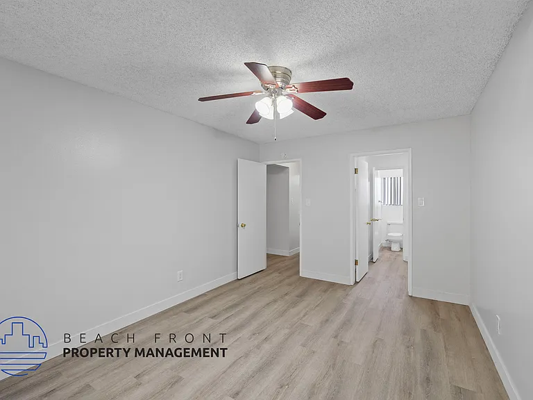 11714 Bellflower Blvd — Photo 10