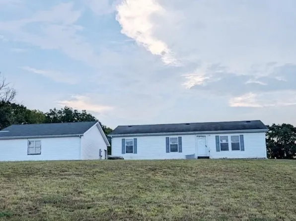 368 E Wilson Rd, Bloomfield, IN 47424
