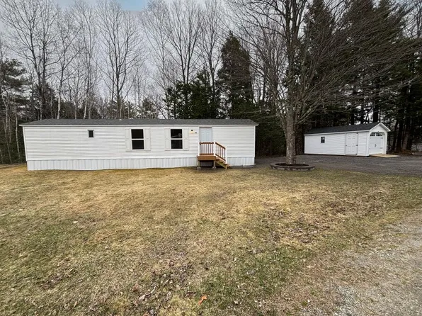 38 Round Stone Road, Mount Vernon, ME 04352