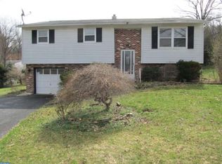 432 Calyn Ct, Reading, PA 19607
