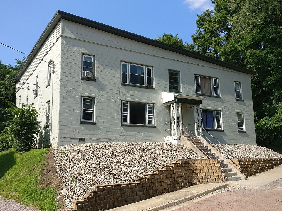 1st image of 233 Boileau Pl APT B4