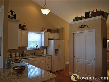 Kitchen/Pantry