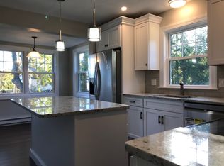 97 Bow St, Jamestown, RI 02835