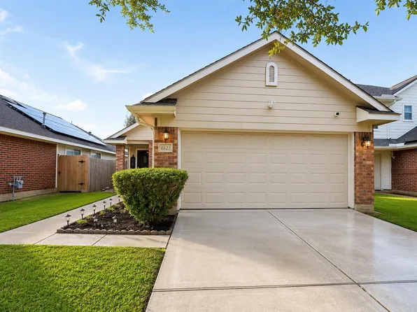 4823 Canyon Blanco Dr, Houston, TX 77045