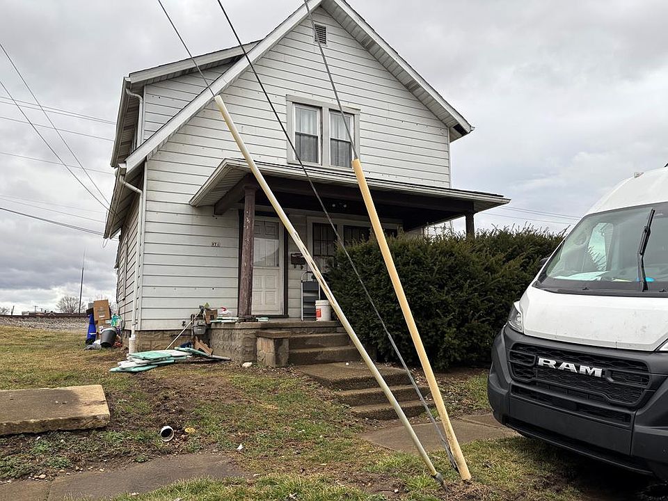1st image of 371 Schreiner Ave