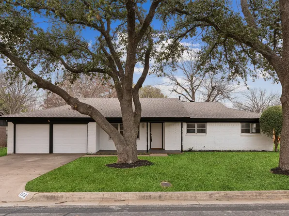 328 Chateau Dr, Fort Worth, TX 76134