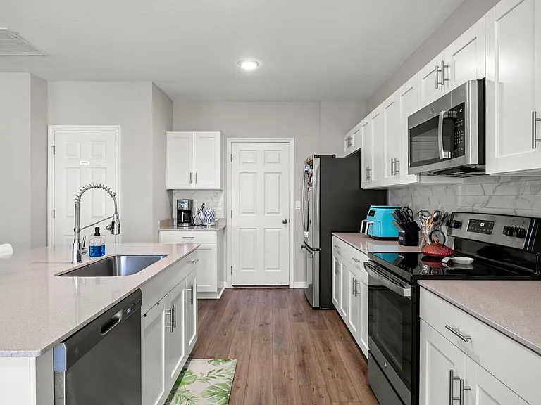 7580 Freesia Trce — Photo 11