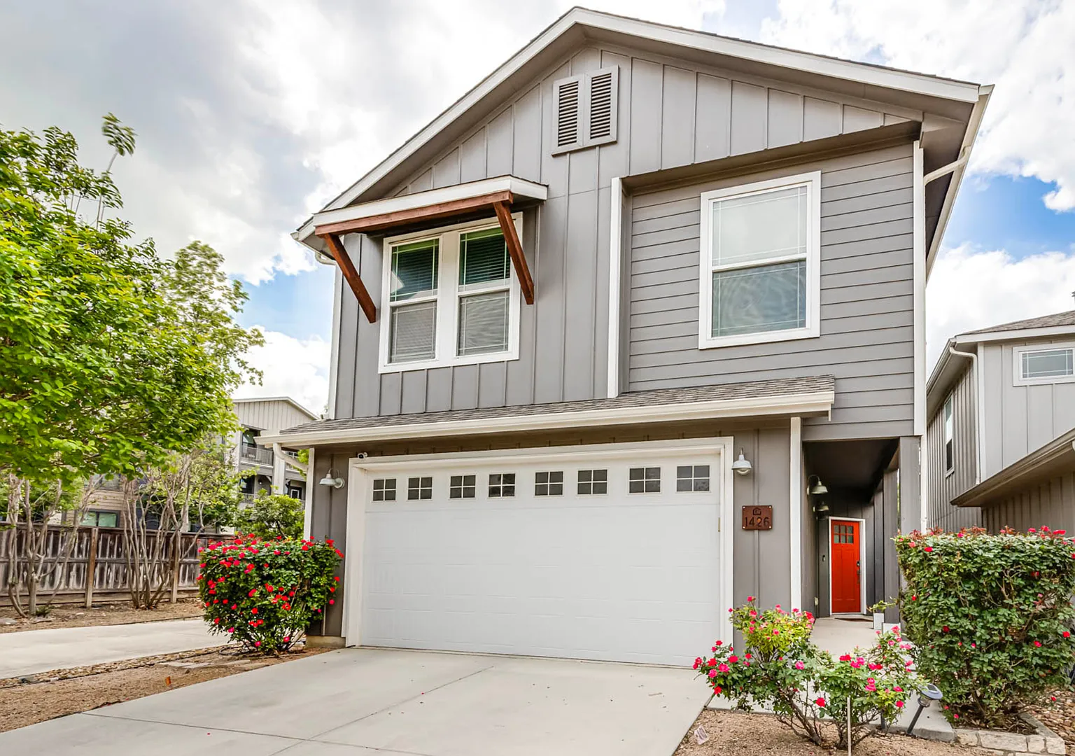 Modern 3-Bedroom Home in Alamo Heights ISD Prime Location Near 410 & 281 — Photo 1
