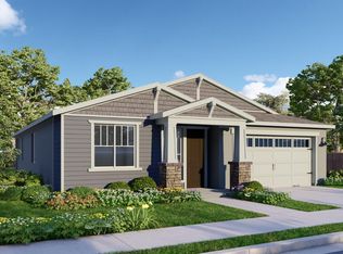 1193 Magnolia Ct W, Madera, CA 93636