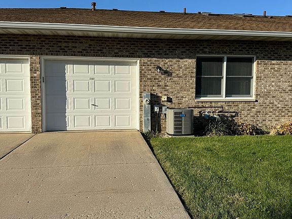 2nd image of 1104 Chovan Dr #1104