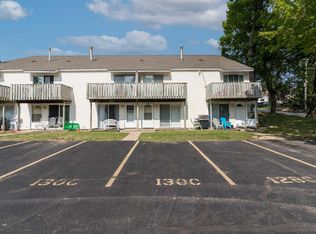 130 Cora Ave APT C, Fox Lake, IL