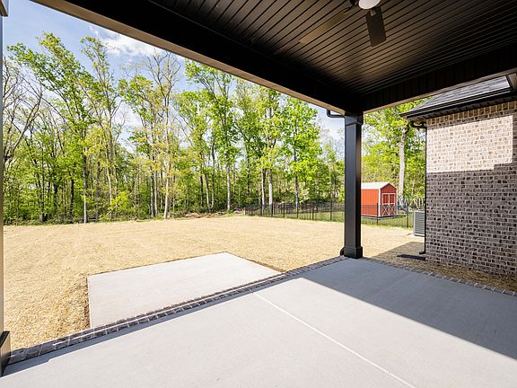 5th image of 708 Summerline Rd