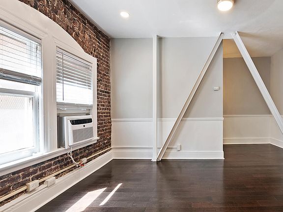 Brookmore - Premium Studio Apartment