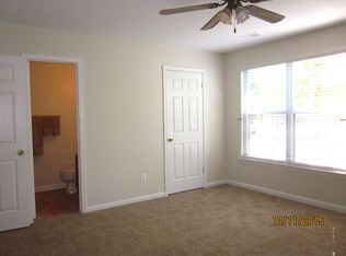 860 Derby Farms Dr, Severn, MD 21144