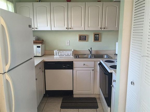 4th image of 2625 State Road 590 APT 1314