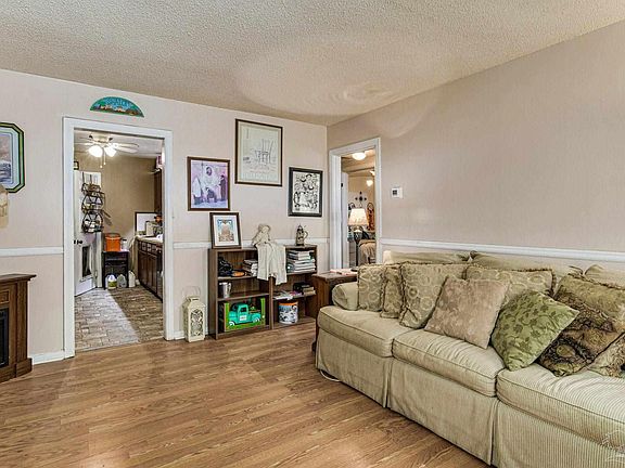 5th image of 15 Gulf St