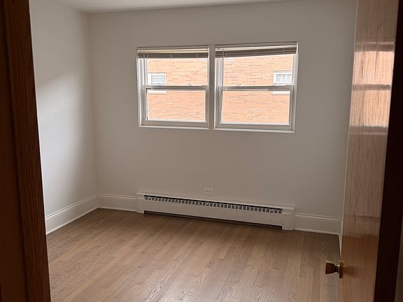 5th image of 2316 N Harlem Ave APT 2W