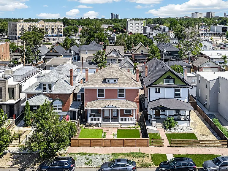 3030 Stout St — Photo 36