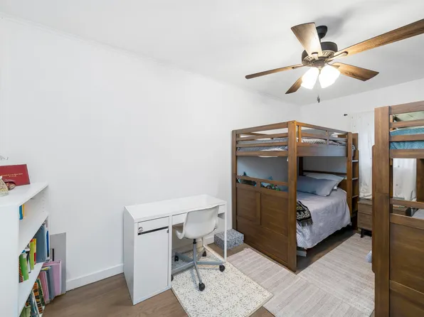 64 College Street image 11 of 17