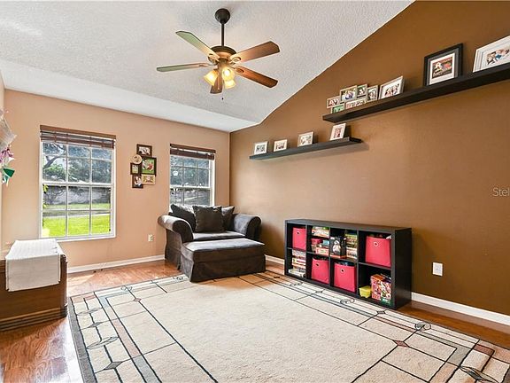 5th image of 1374 Countryridge Pl